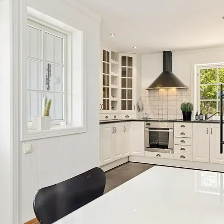 別荘 House With Multiple Terraces In Holmsbu