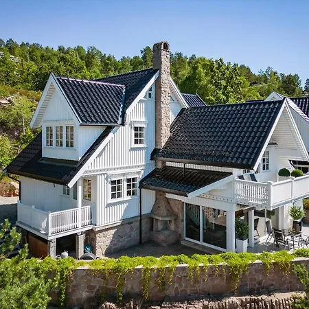 Feriehus House With Multiple Terraces In