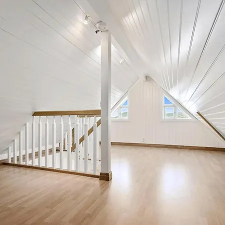 بيت للعطل House With Multiple Terraces In
