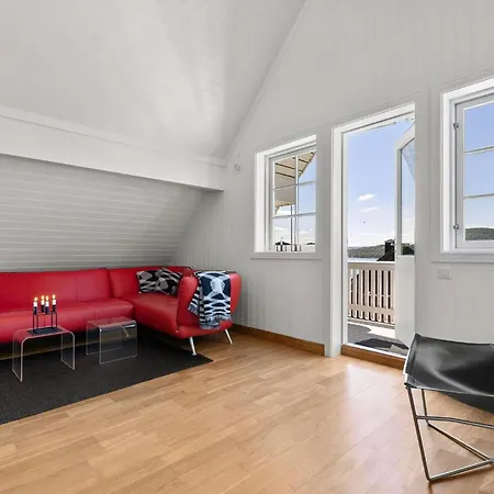 بيت للعطل House With Multiple Terraces In *